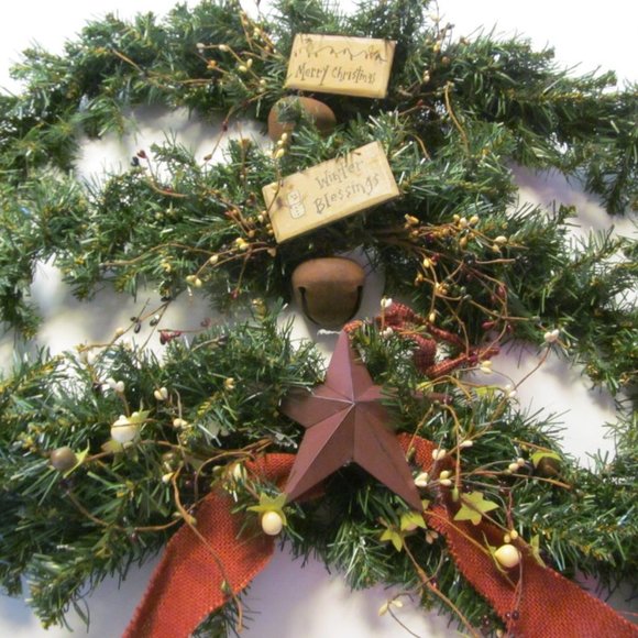 Primitive Christmas Garland Large Rusty Bell Rustic Cabin Decor Merry Christmas - Picture 3 of 3